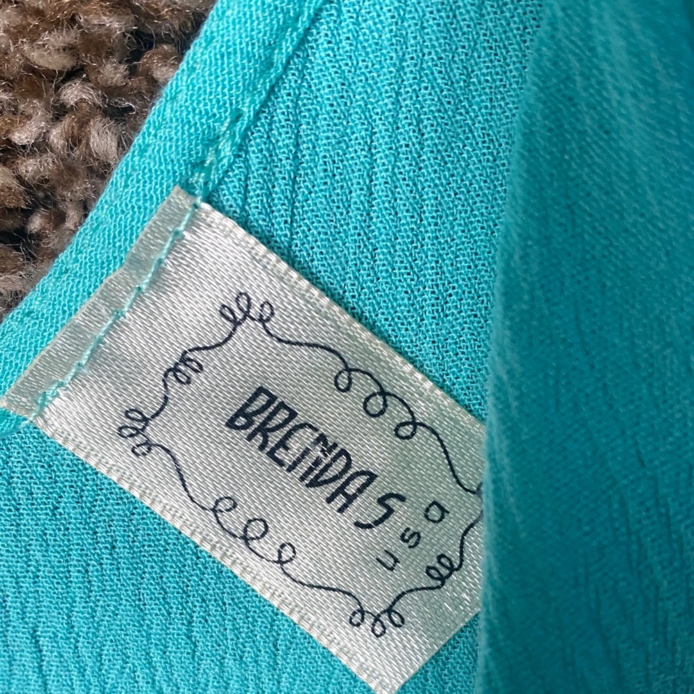 Button-Front Teal Spaghetti Strap Tank Top - Picture 2 of 2
